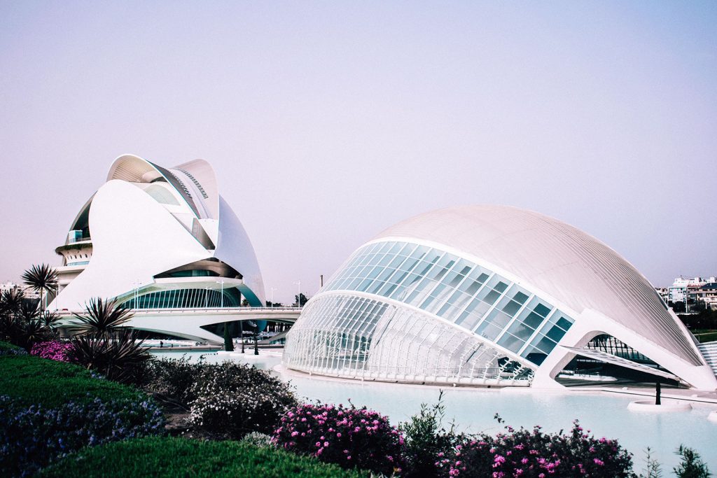 کافه رستوران لالالند